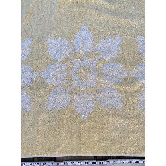 Canon Royal Family Vintage 1970s yellow bath towels - Picture 12 of 16